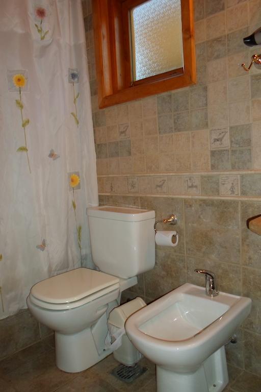 Complejo Hotelero Illihue - Cabanas & Hosteria คูนิน เดลอส อันเดส ห้อง รูปภาพ